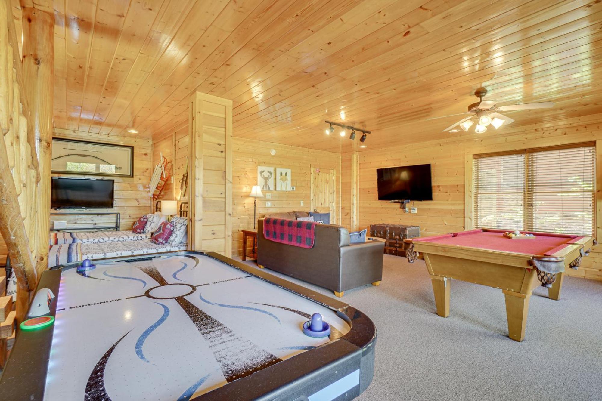 Mountain Dreams Cabin Hot Tub, Sauna And Views! Sevierville Eksteriør bilde