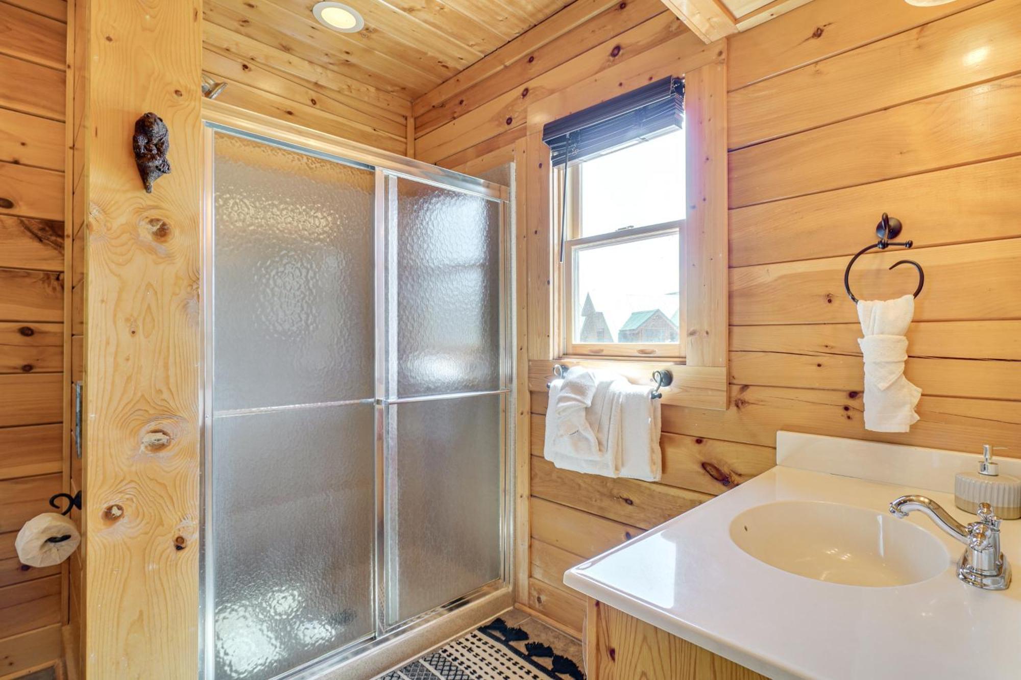 Mountain Dreams Cabin Hot Tub, Sauna And Views! Sevierville Eksteriør bilde